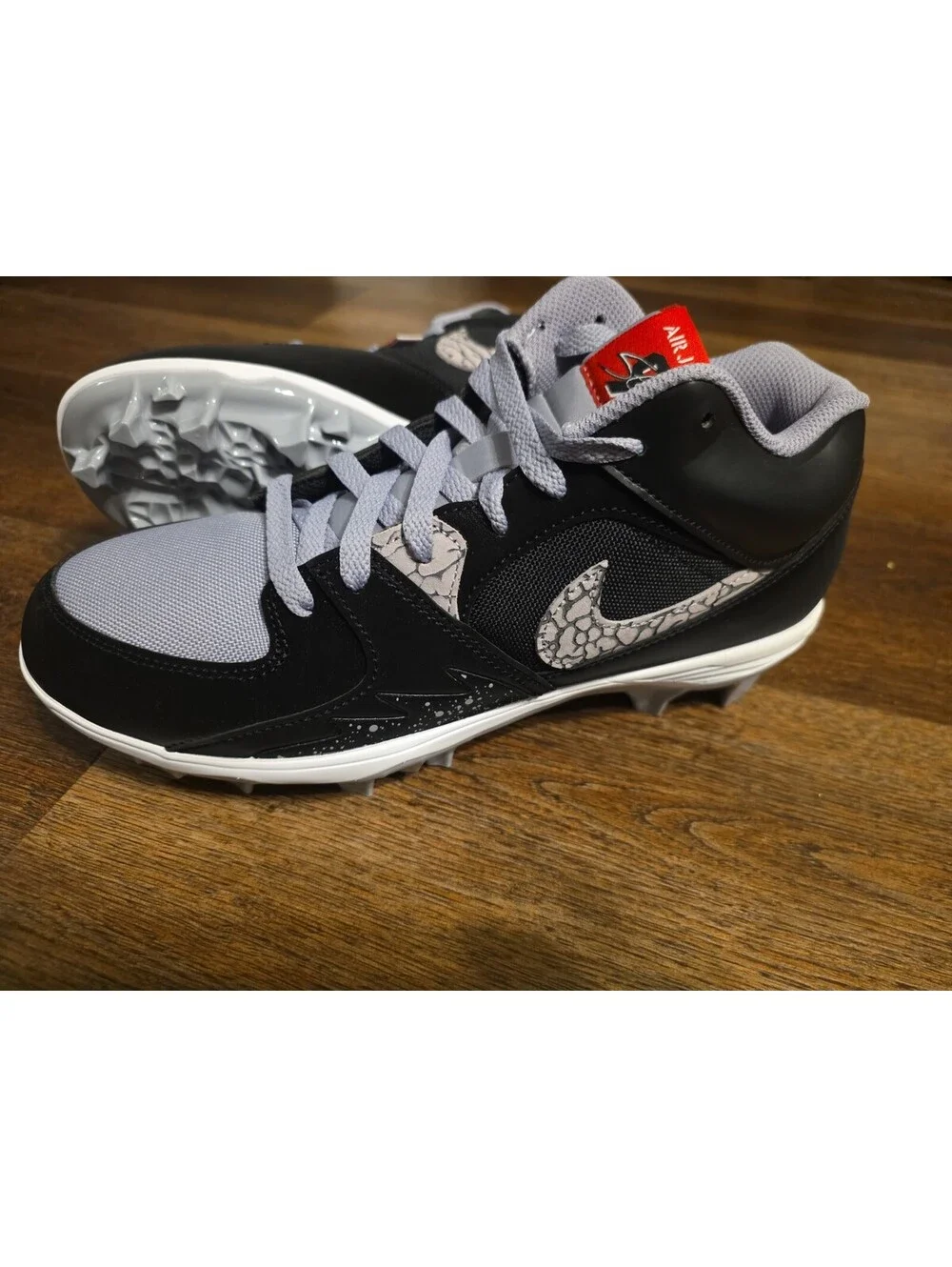 Size 9.5 Nike Air Jordan Stadium 90 Low TD Black Cement Football HQ0210-060 Men